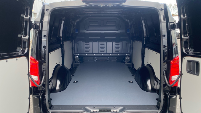 Mercedes-Benz Vito EL2 Electric Fwd 85kW 66kWh Pro Van Auto - Image 20